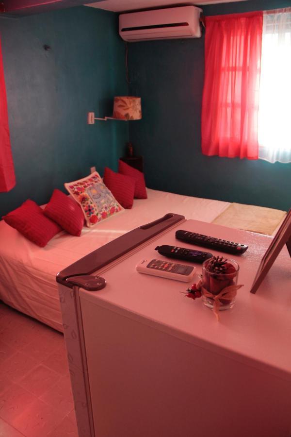 La Casa Naranja Hotel Isla Mujeres Luaran gambar